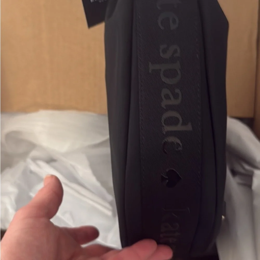 Kate Spade Black Shoulder Bag with Gold Details - Picture 3 of 4